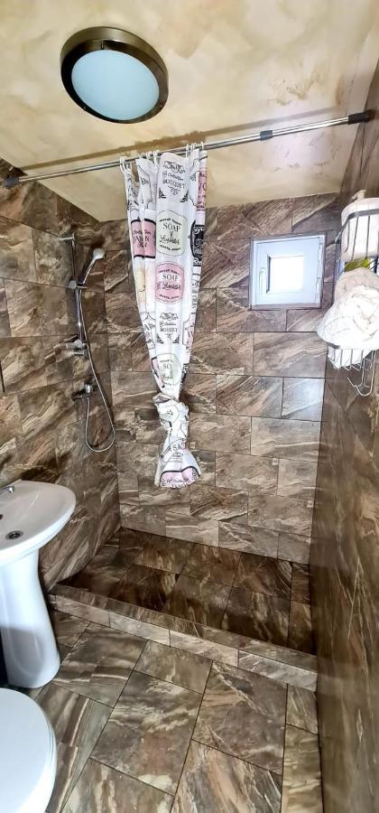 Lazy Lounge Apartments 曼加利亚 外观 照片