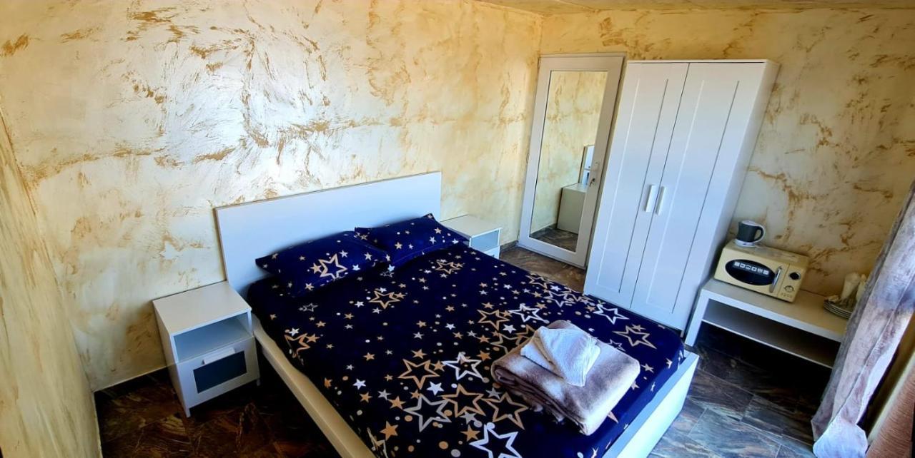 Lazy Lounge Apartments 曼加利亚 外观 照片
