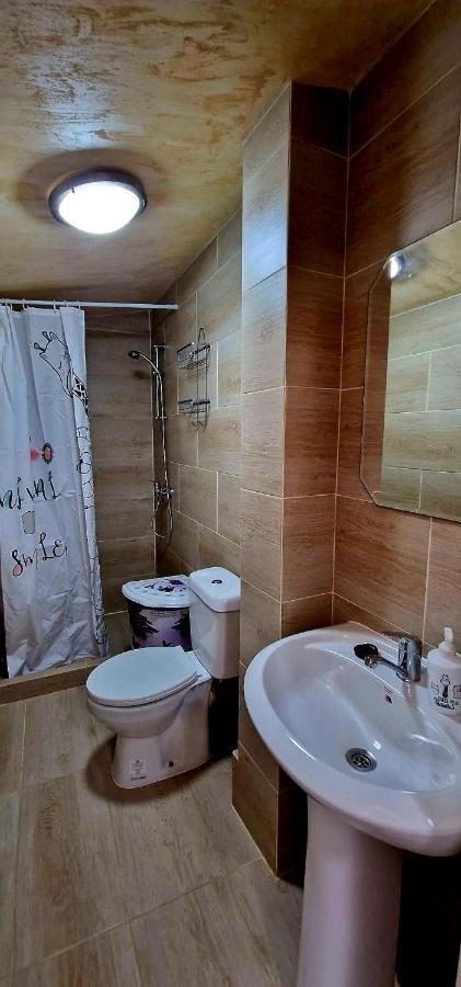 Lazy Lounge Apartments 曼加利亚 外观 照片